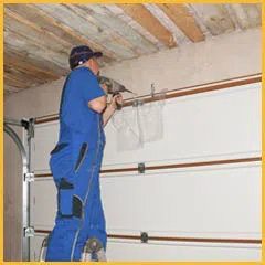 Community Garage Door Service Los Angeles, CA 323-475-1224 - side-garage-door-repair-10-48m